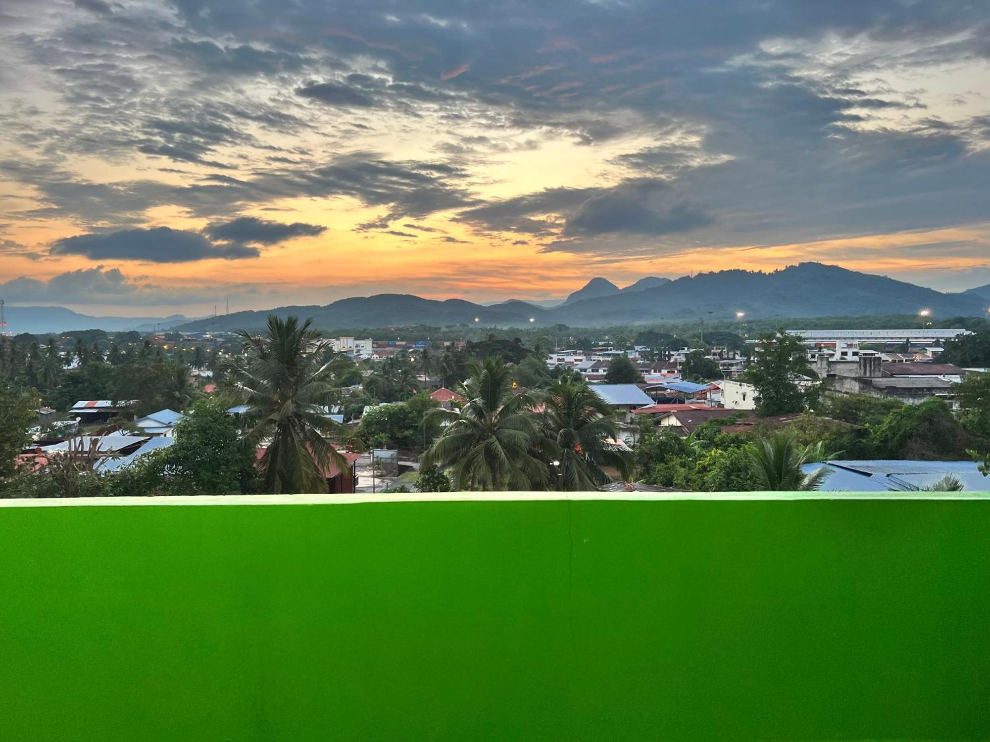 Padang Besar Green Inn エクステリア 写真